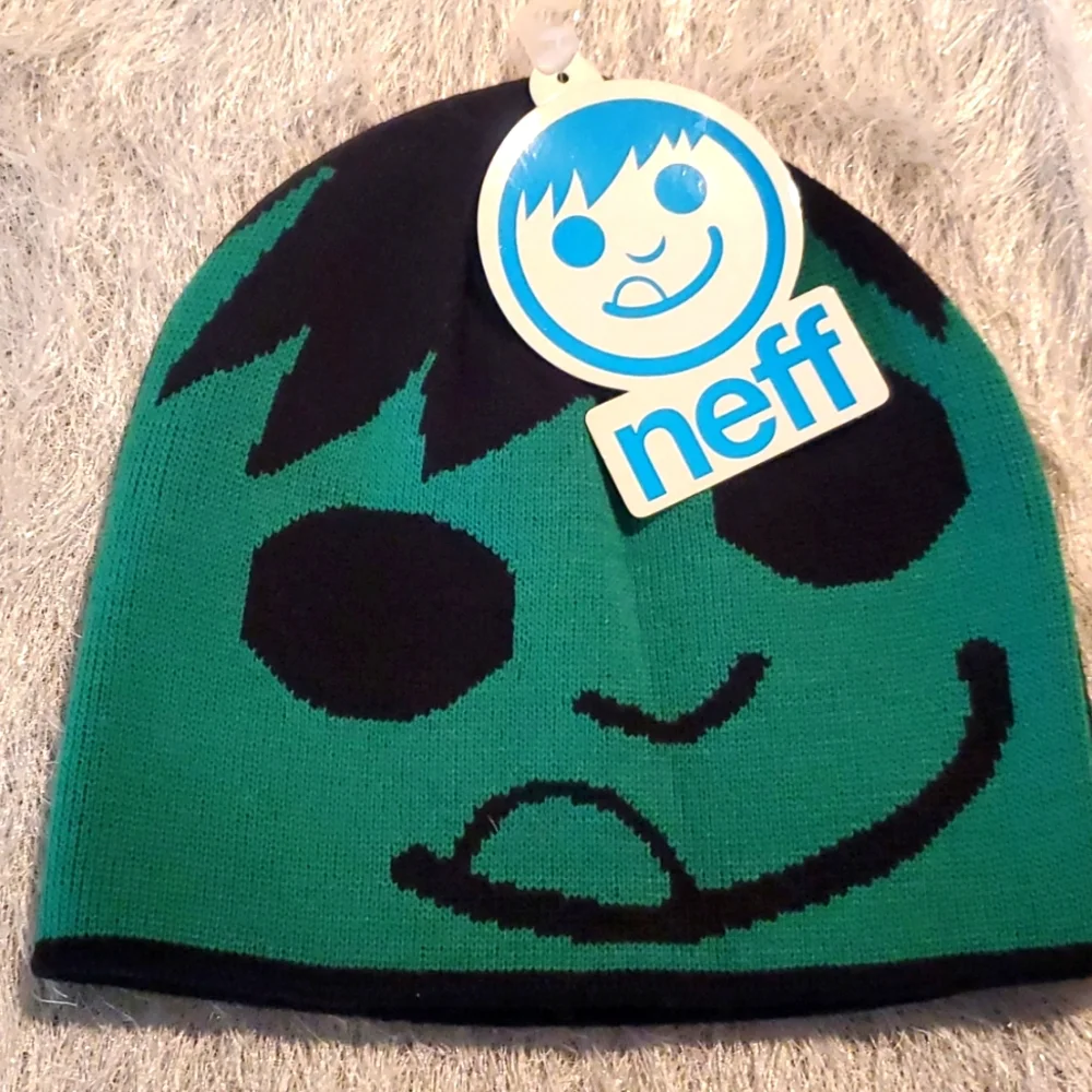 Neff Beanie - Picture 1 of 3